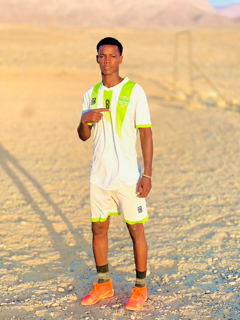 Muxuyadin Abuukar . Whoapp Somali